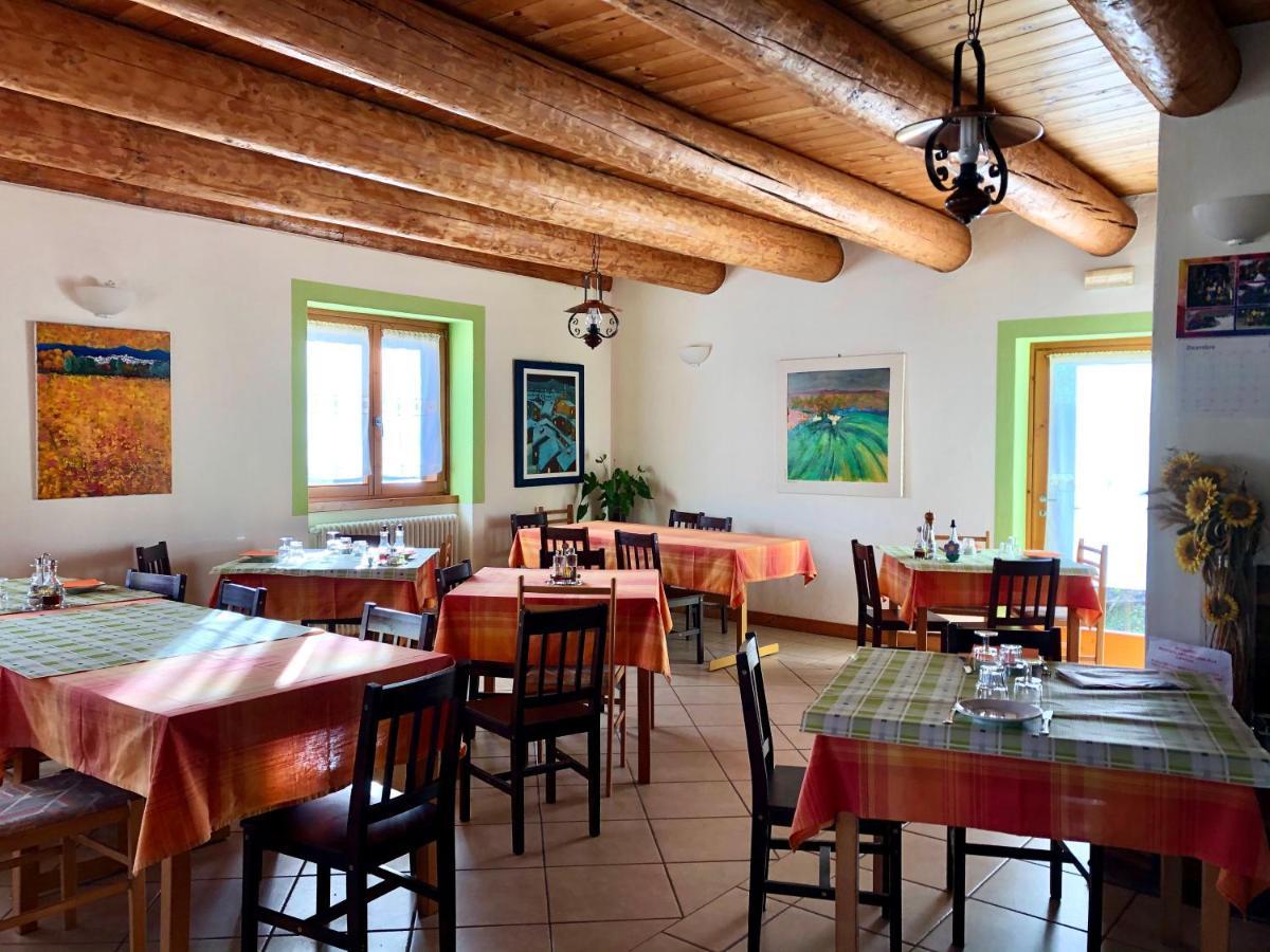 Agriturismo Cavria Castione Andevenno Exteriör bild